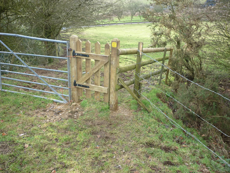 Photograph: 2010: New gate